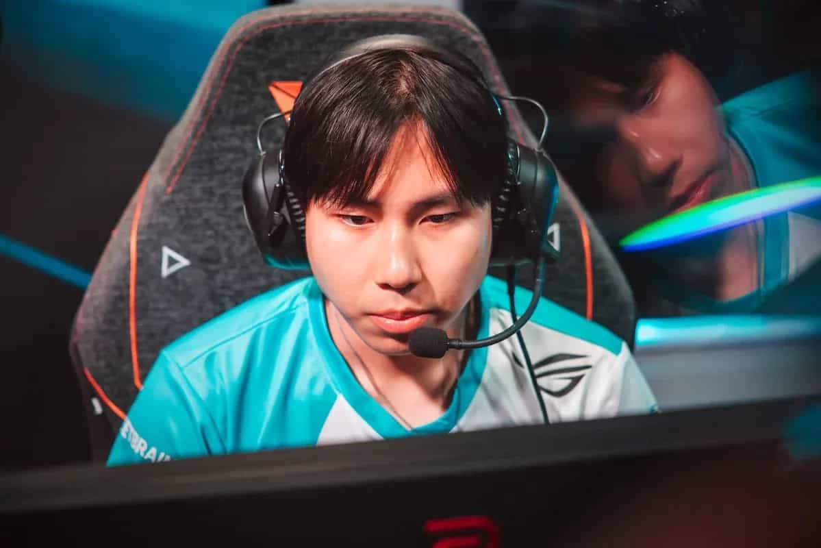 V1c Steps Down from Cloud9, Notexxd Steps In