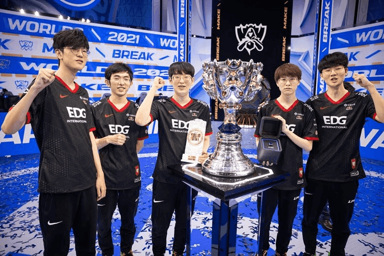 EDG win Worlds 2021. Credit: Riot Games
