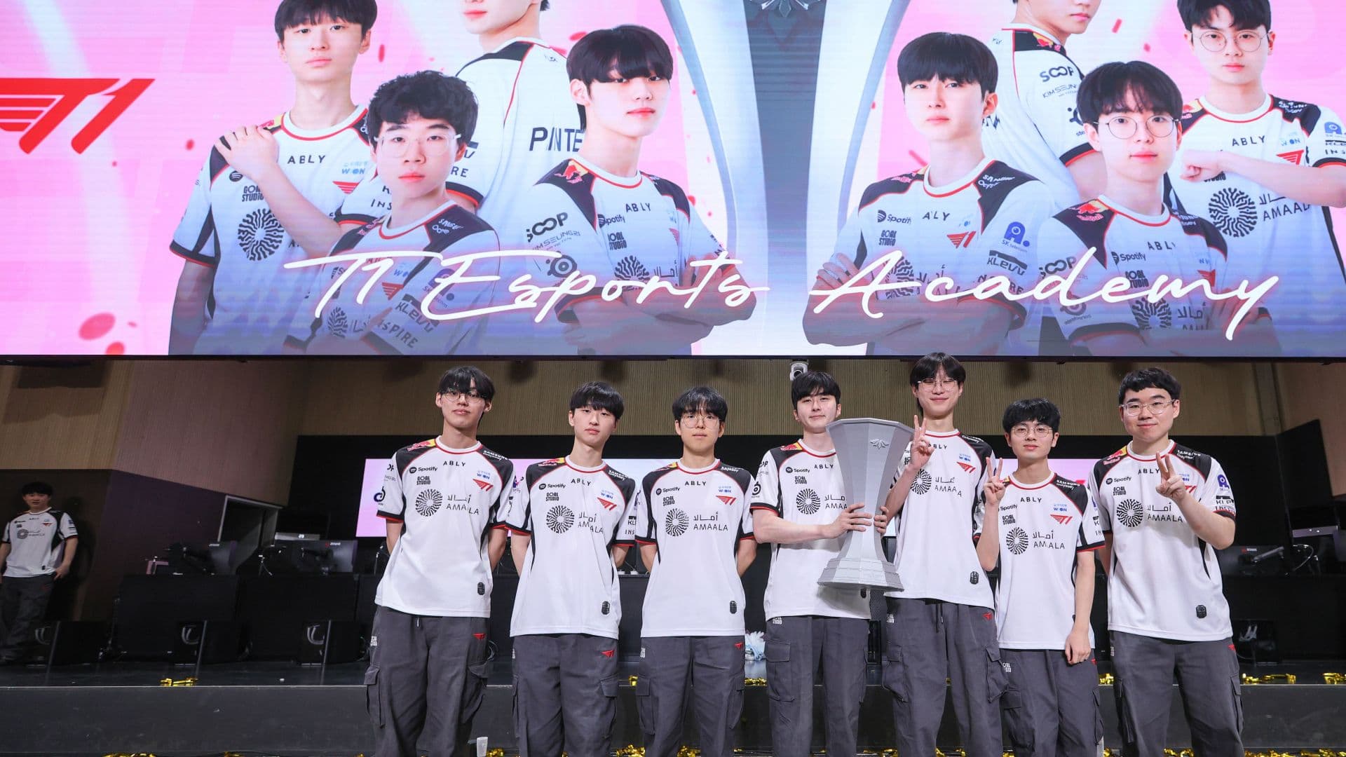 T1 Esports Academy é Campeã do World Star Challengers Invitational 2026