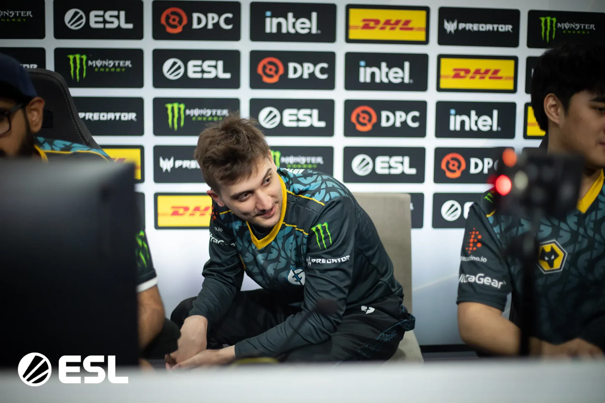 arteezy.jpg