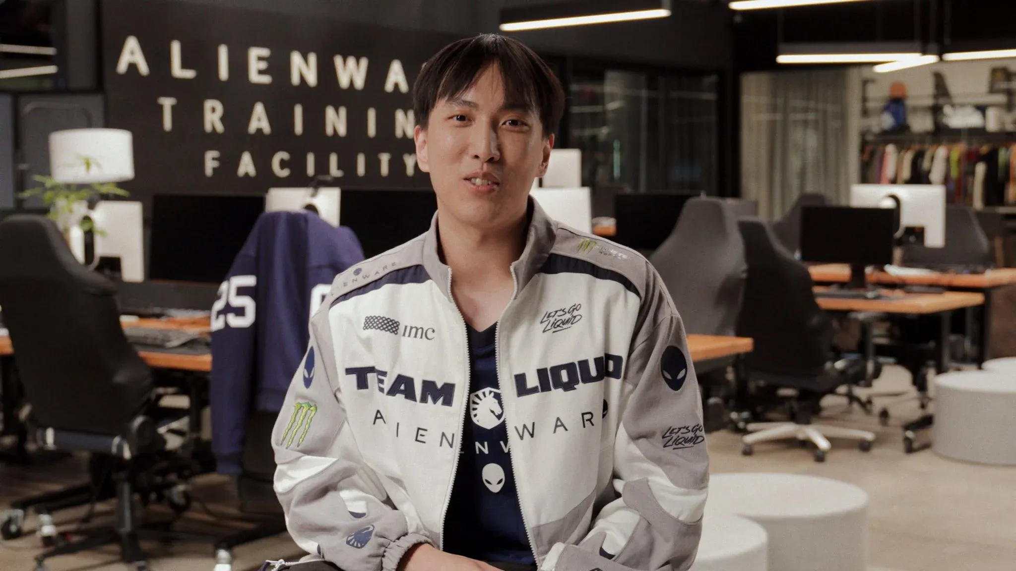 NA Legend Doublelift Returns to Team Liquid