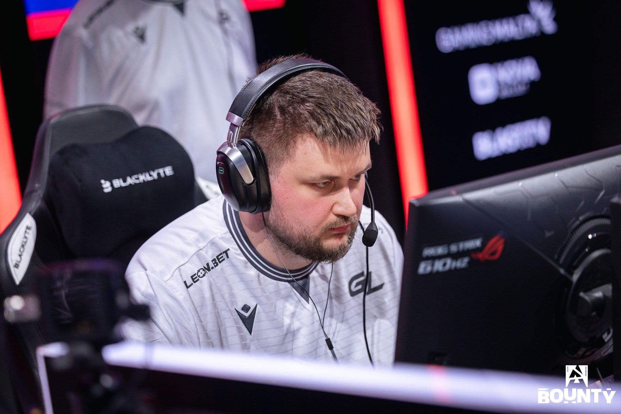 GamerLegion Coloca Snax no Banco e Contrata shalfey Como Capitão de CS2