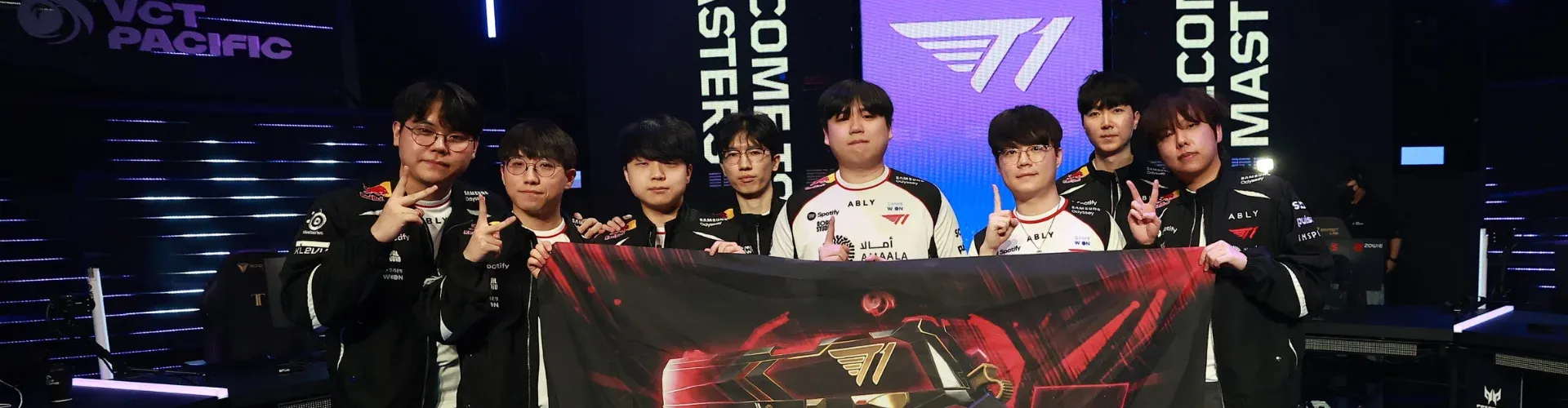 T1 celebrating on beating RRQ 3-0 and qualifying for Masters Santiago