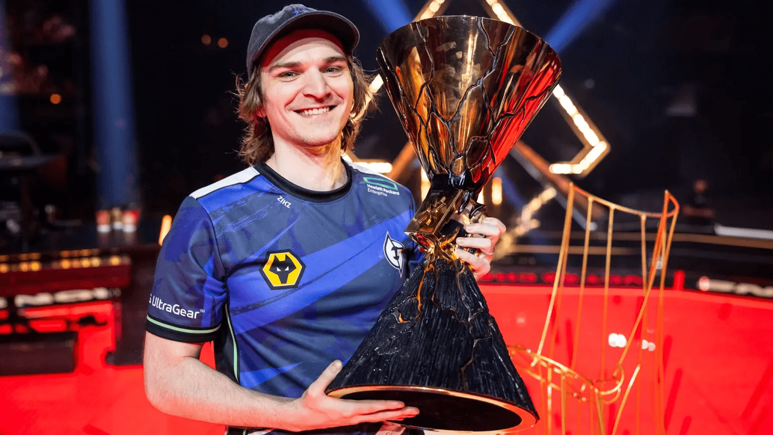 Zikz, ex-coach da EG, já tem casa nova! E é a 100 Thieves