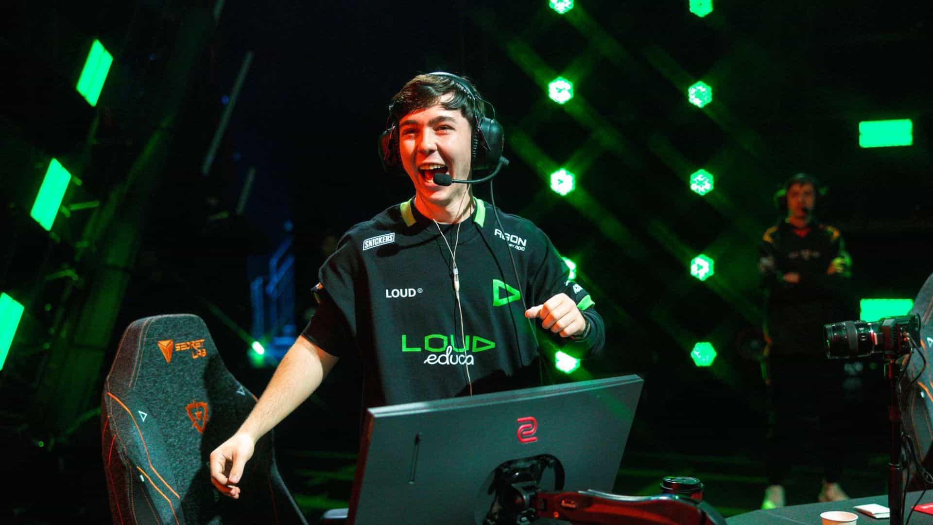 Riot reduz idade mínima para jogadores do VCT a partir de 2027