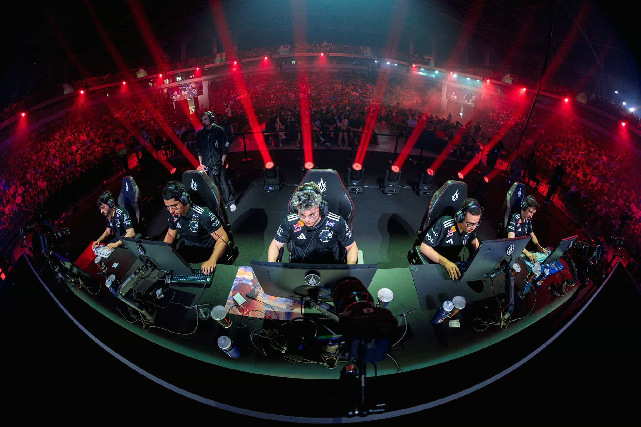 FURIA Estreia no Worlds 2026 Com Derrota para a MVK Esports