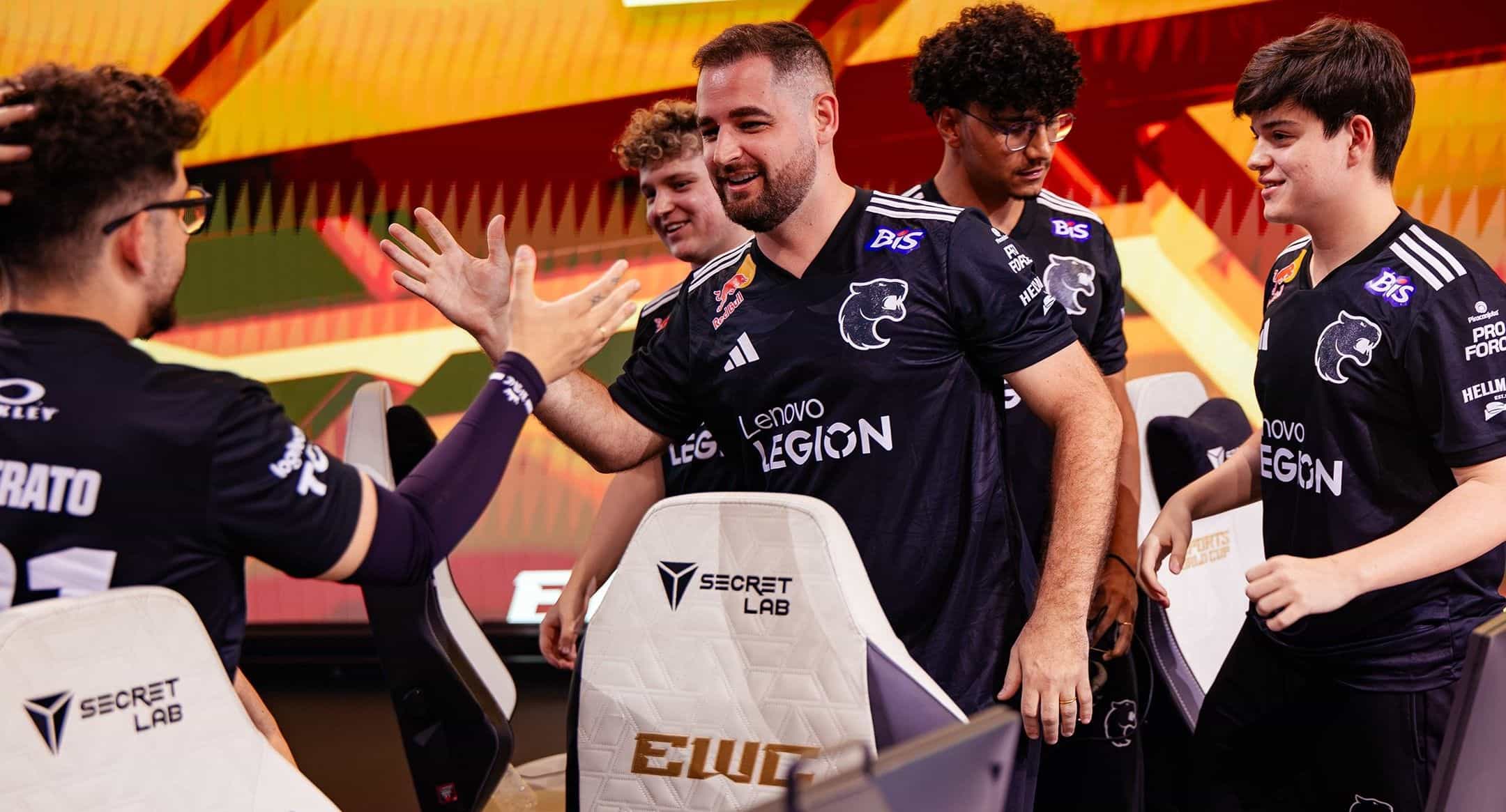 Legacy encara a Falcons e FURIA aguarda seu adversário nas quartas de final da EWC 2026