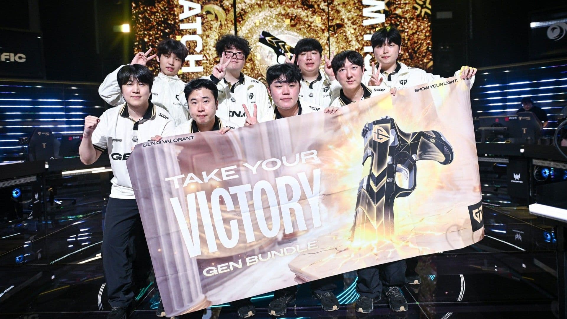 Gen.G celebrating their 5-0 group stage record (Image Source: Riot Games)