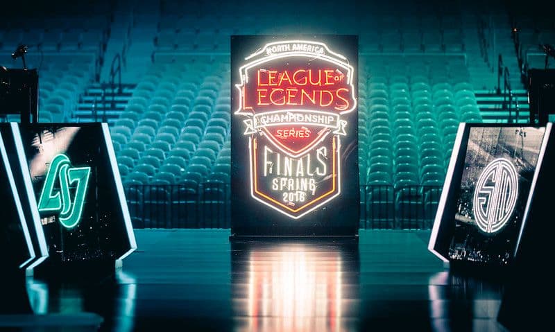LoL Classic Kicks Off with Legends Showmatches Around the Globe