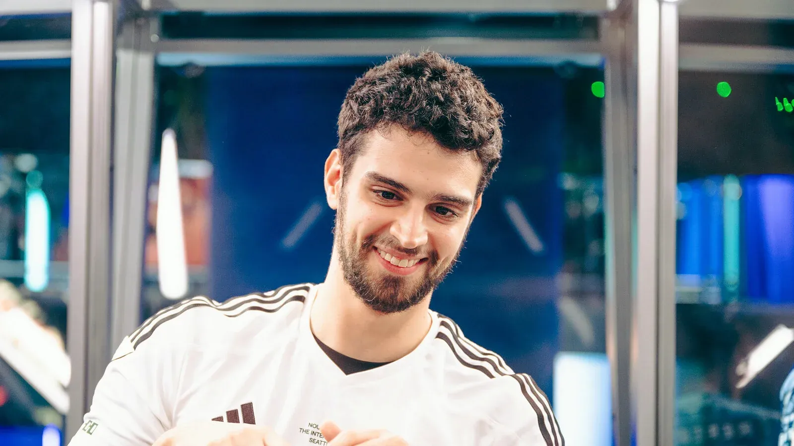 Capa do Strafe Recomenda sobre o canal do Lelis no YouTube.