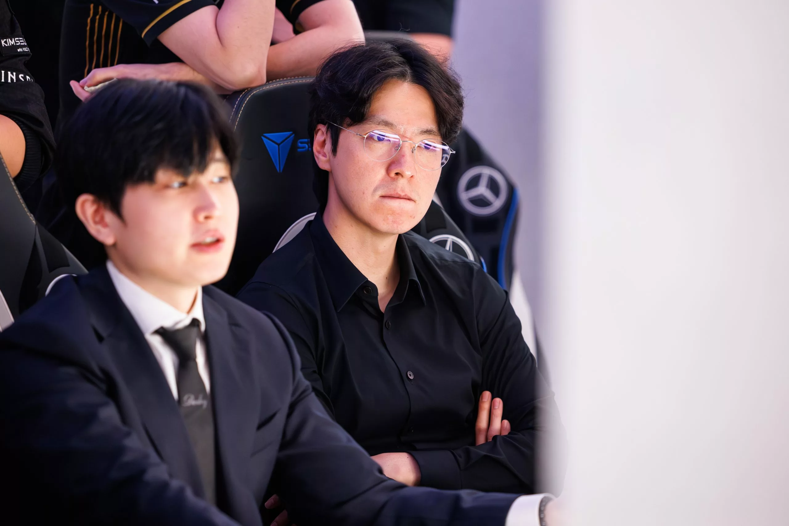 Riot Permitirá Conversa Entre Técnico e Jogadores no LoL, Mas Com Ressalvas