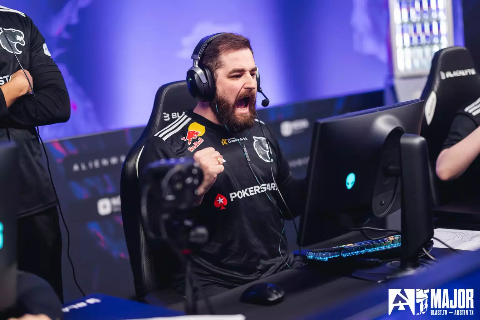 FURIA faz história e é primeira brasileira classificada aos playoffs do Major de Austin