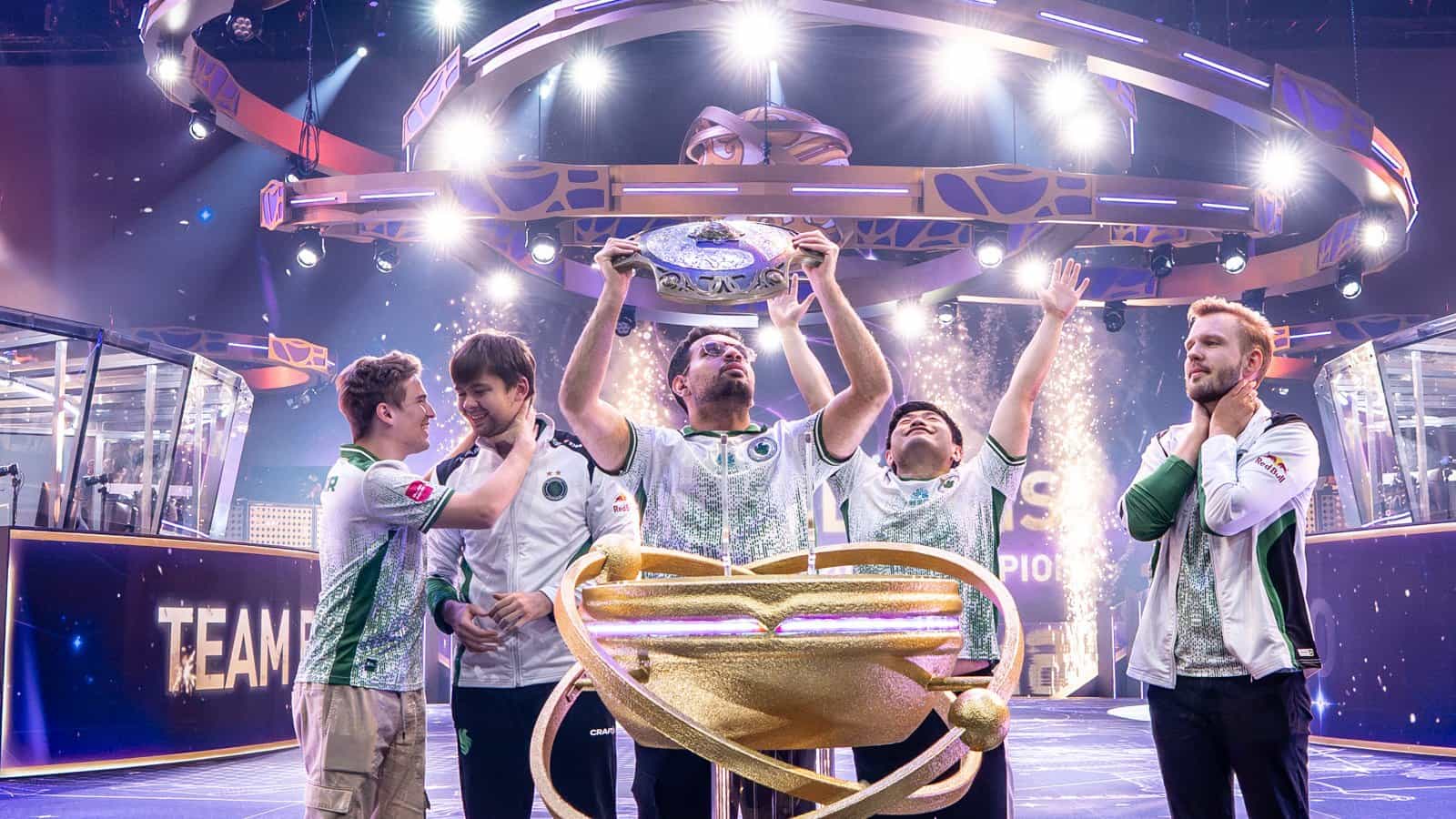 Team Falcons Vence o International 2025!