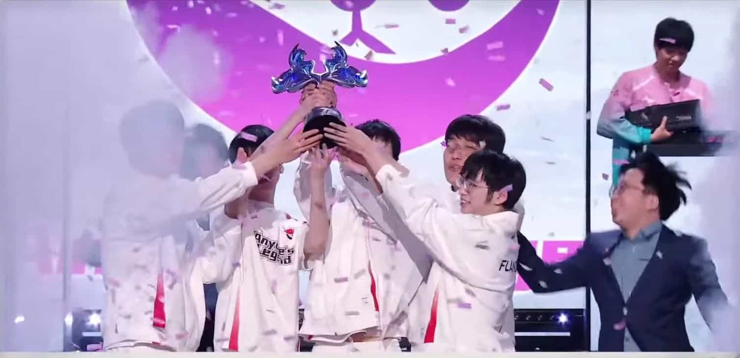 Tarzan and Anyone's Legend Lift Their First-Ever Trophy Ahead of MSI 2025