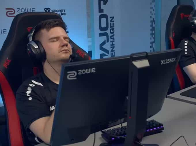 Team Falcons bench Dupreeh, Snappi and Maden after the RMR failure