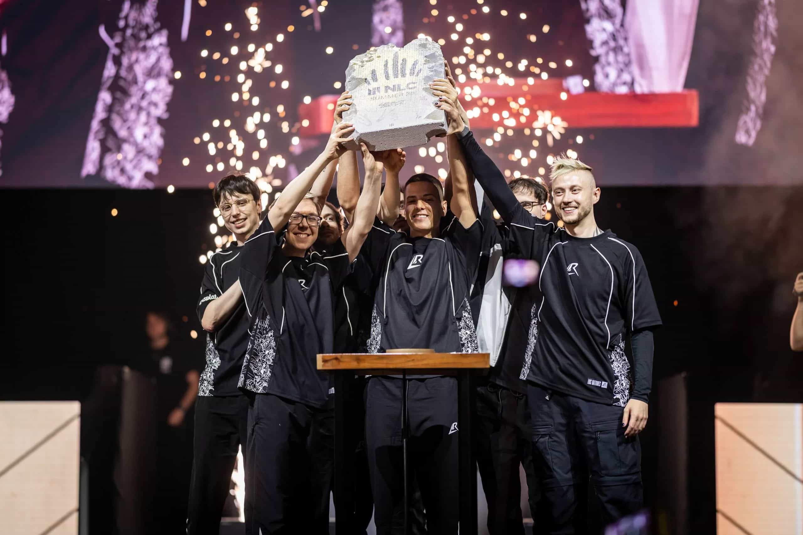 Los Ratones Dominate: How Caedrel's Team Managed to Lift Three Consecutive Trophies in the NLC