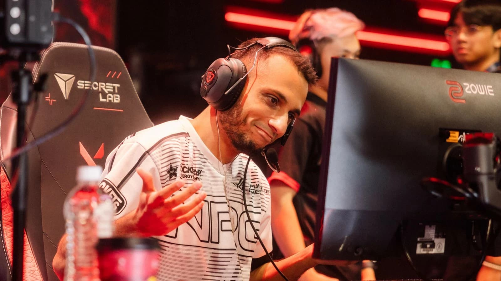 Legendary VALORANT IGL FNS steps down from competitive VALORANT