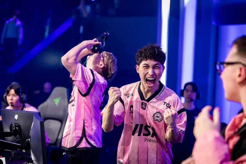 Marteen Propels Gentle Mates To Santiago Qualification with Triple Record Breaks